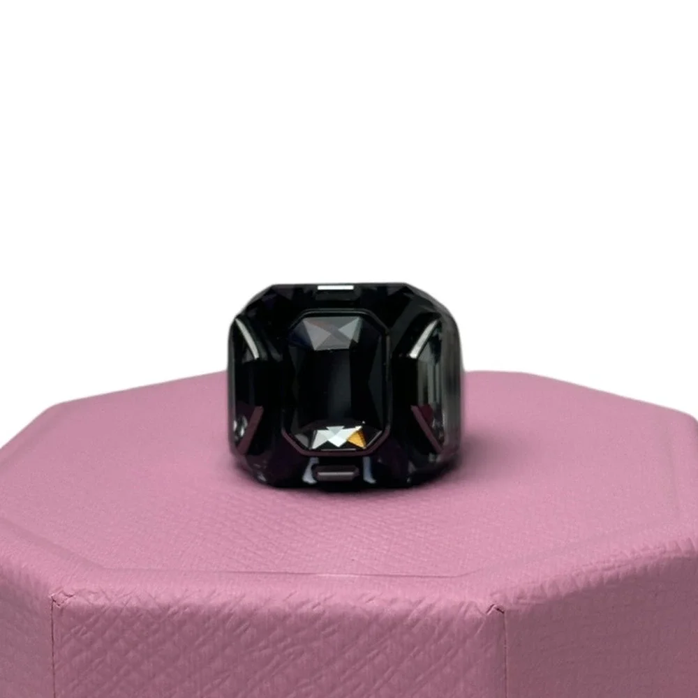 Swarovski Chroma cocktail ring Black, Ruthenium plated 52 EUR /  6 USA